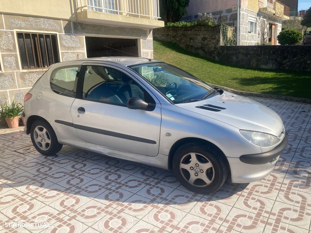 Peugeot 206 - 8