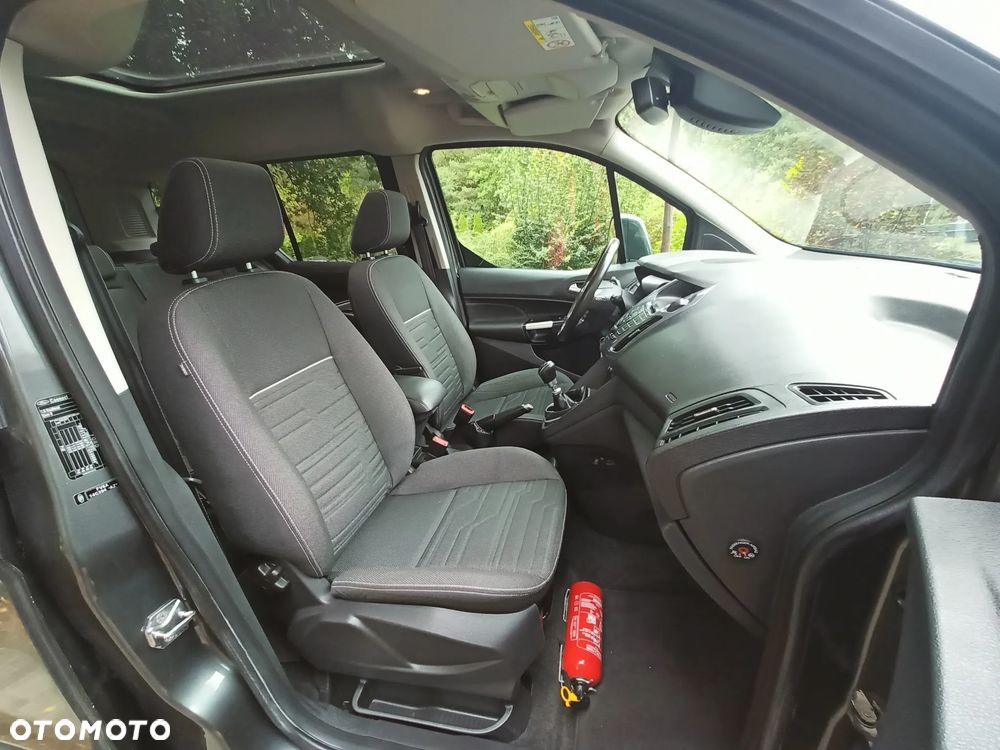 Ford Tourneo Connect - 11
