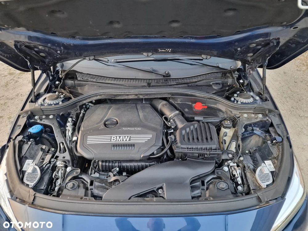 BMW Seria 2 218i Advantage - 31