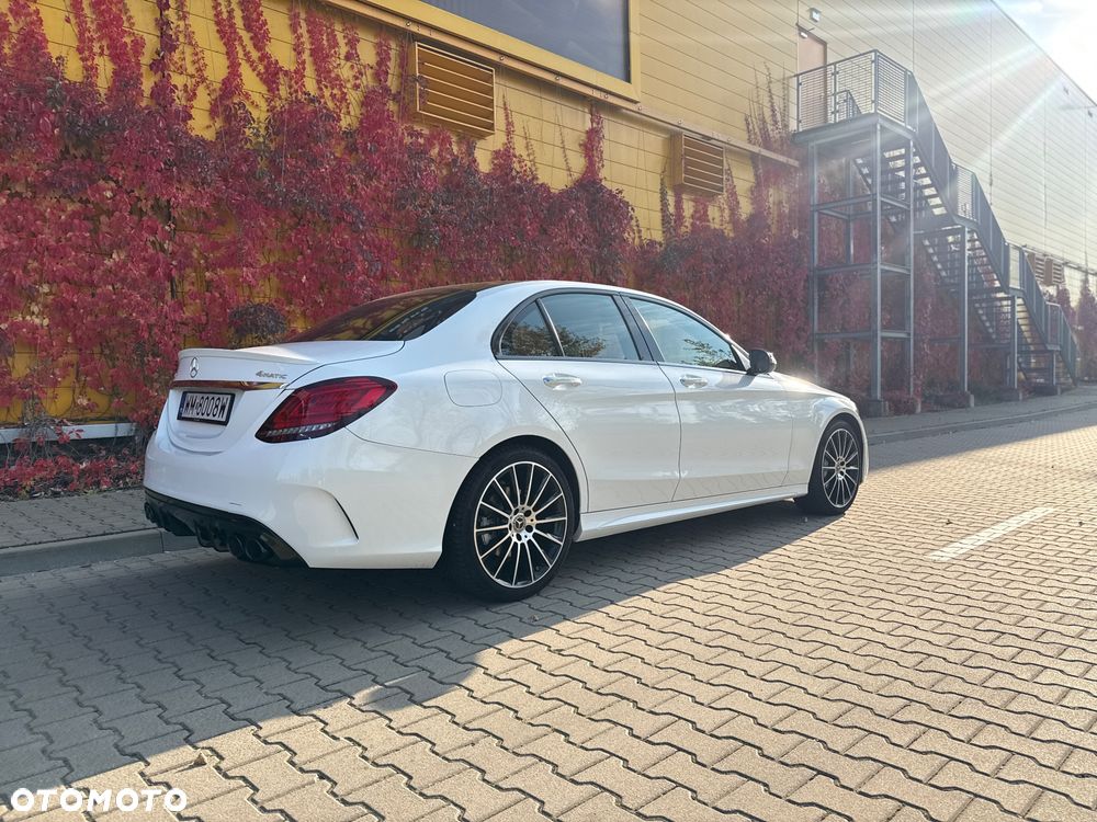 Mercedes-Benz C-Class 2019 photo 4