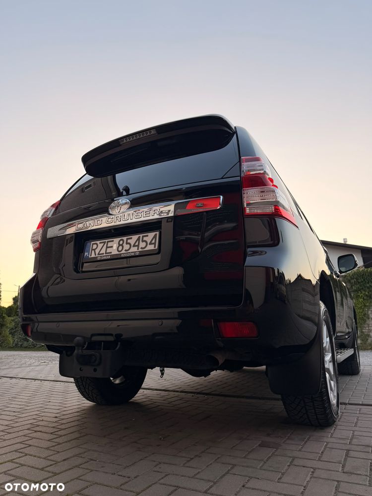 Toyota Land Cruiser 3.0 D-4D Automatik Executive - 24