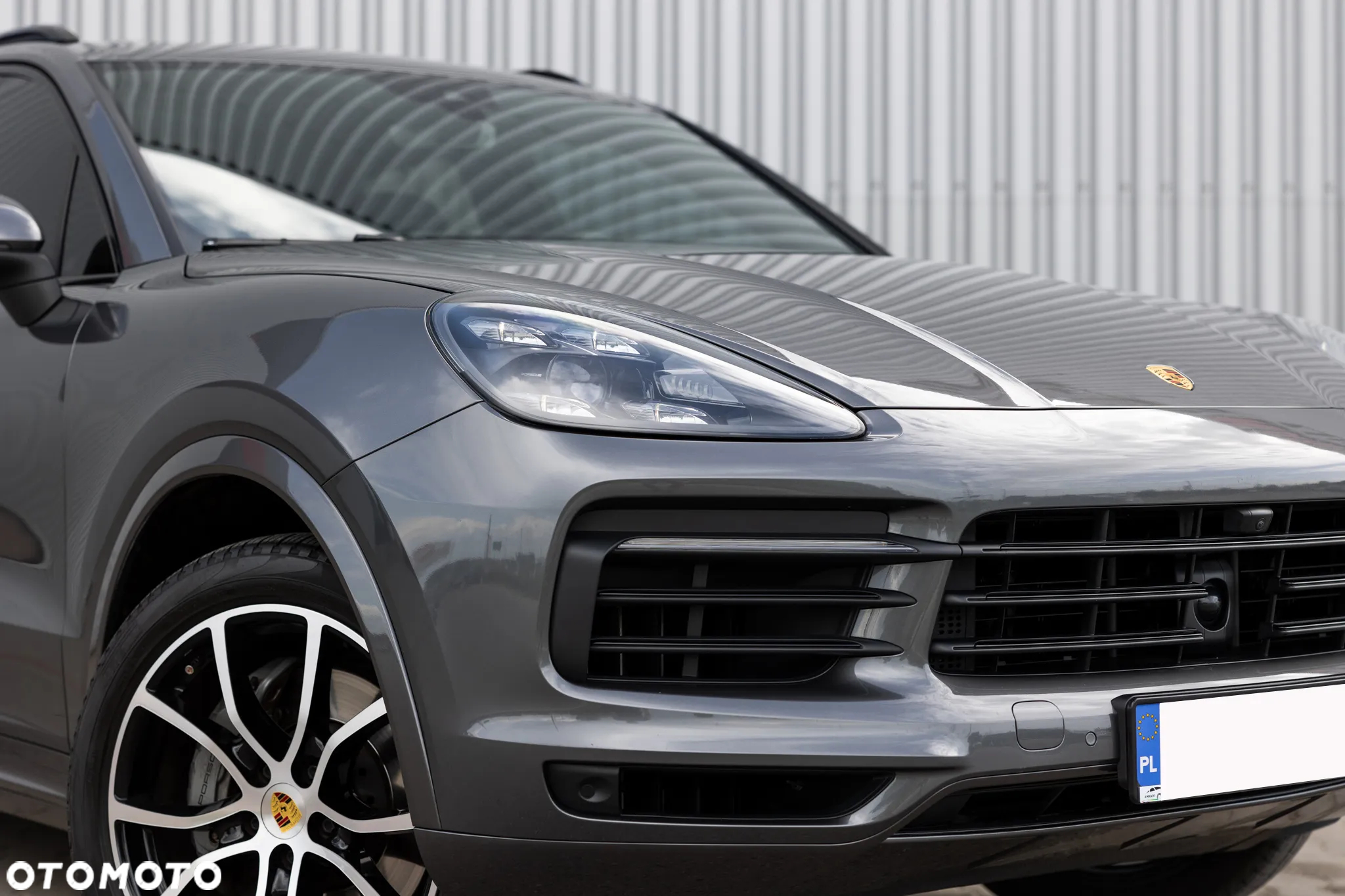 Porsche Cayenne - 12