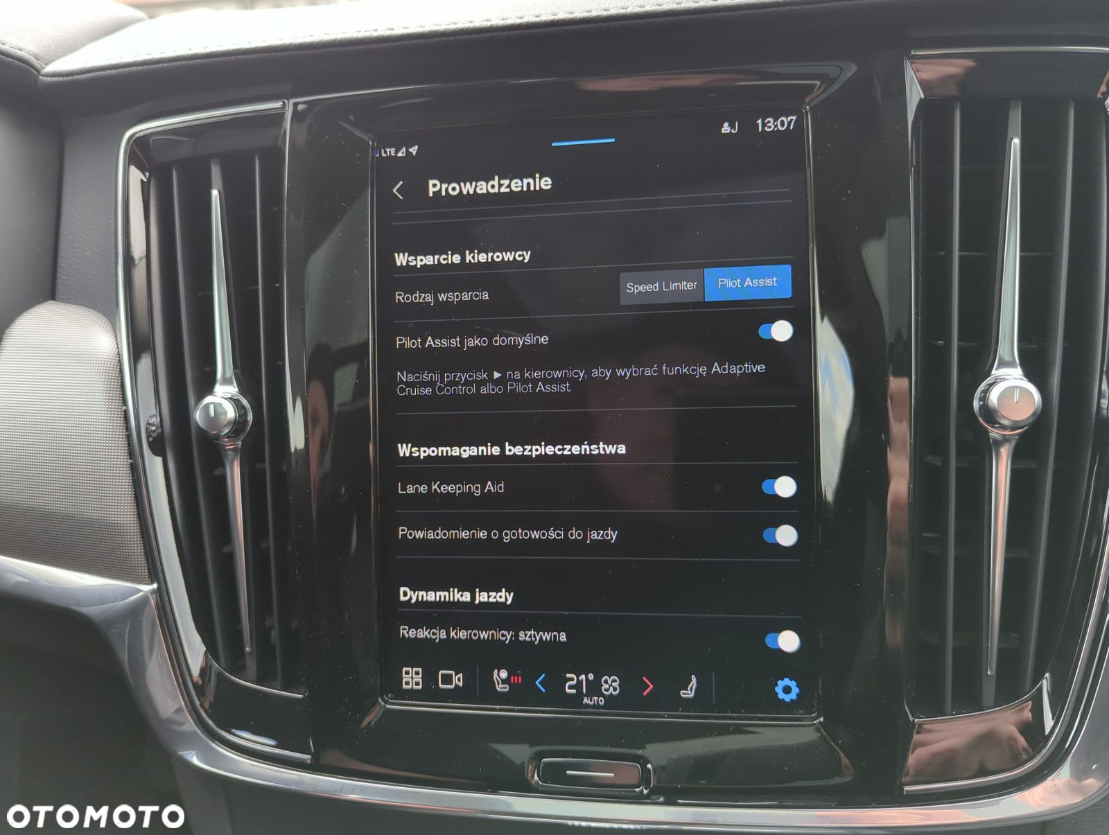 Volvo V90 Cross Country - 25