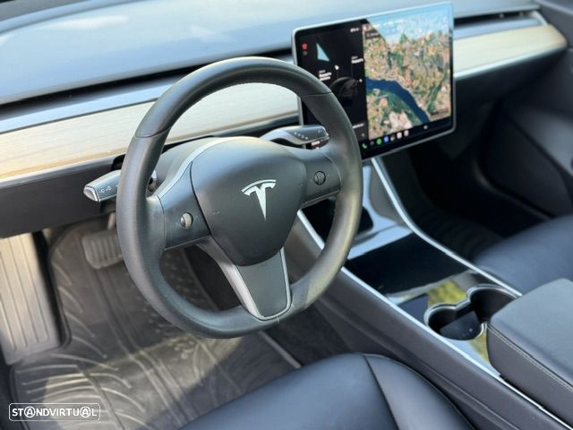 Tesla Model 3 Standard Range Plus RWD - 11