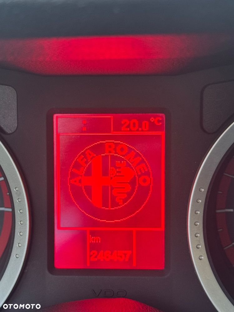 Alfa Romeo 159 2.4 JTDM 20V DPF Q-Tronic ti - 14