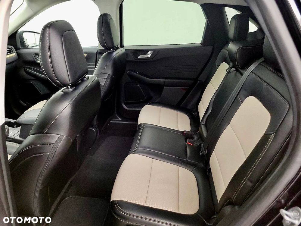 Ford Escape 2.0 EcoBoost AWD Titanium - 14
