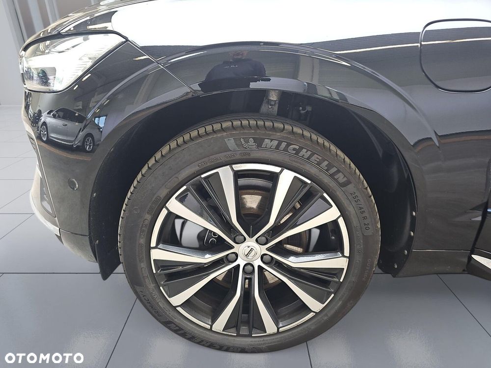 Volvo XC 60 T8 Plug-In Hybrid AWD Ultimate Bright - 13