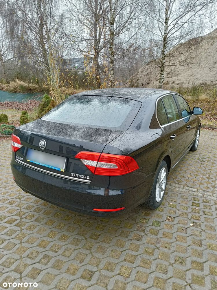 Skoda Superb 2.0 TDI Elegance - 2