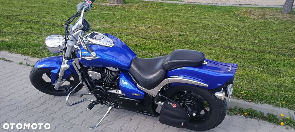 Suzuki Boulevard - 7