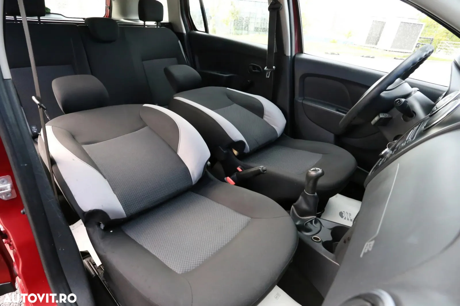 Dacia Logan MCV 1.2 Laureate - 15