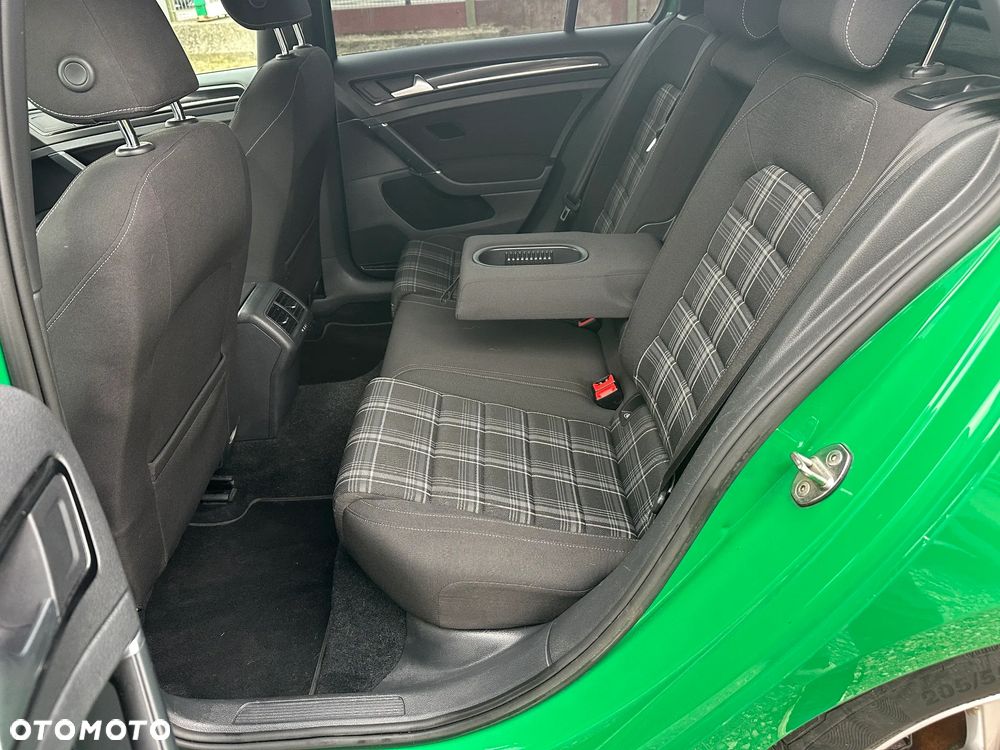 Volkswagen Golf GTD (BlueMotion Technology) - 29