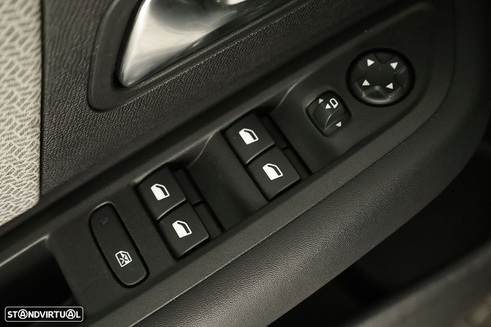 Citroën C4 X 1.5 BlueHDi Feel Pack EAT8 - 19