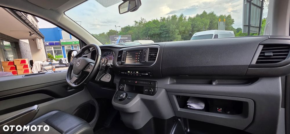 Opel VIVARO L3H1 2.0  AUTOMAT 8-biegów - 10