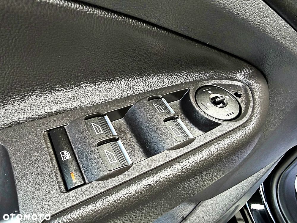 Ford Kuga 2.0 TDCi AWD ST-Line Black - 25