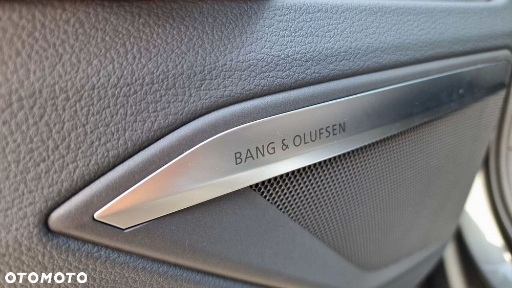 Audi Q8 - 35