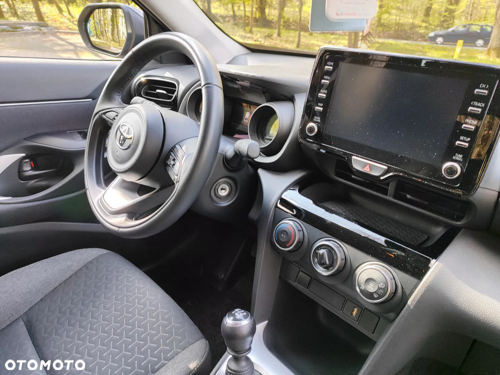 Toyota Yaris 1.5 Comfort - 17