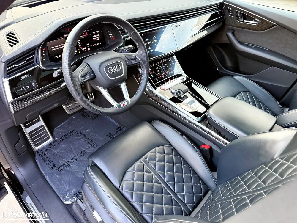 Audi SQ8 S TFSI quattro tiptronic - 24