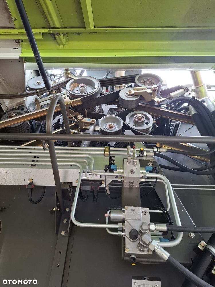 Claas TUCANO 570 - 11