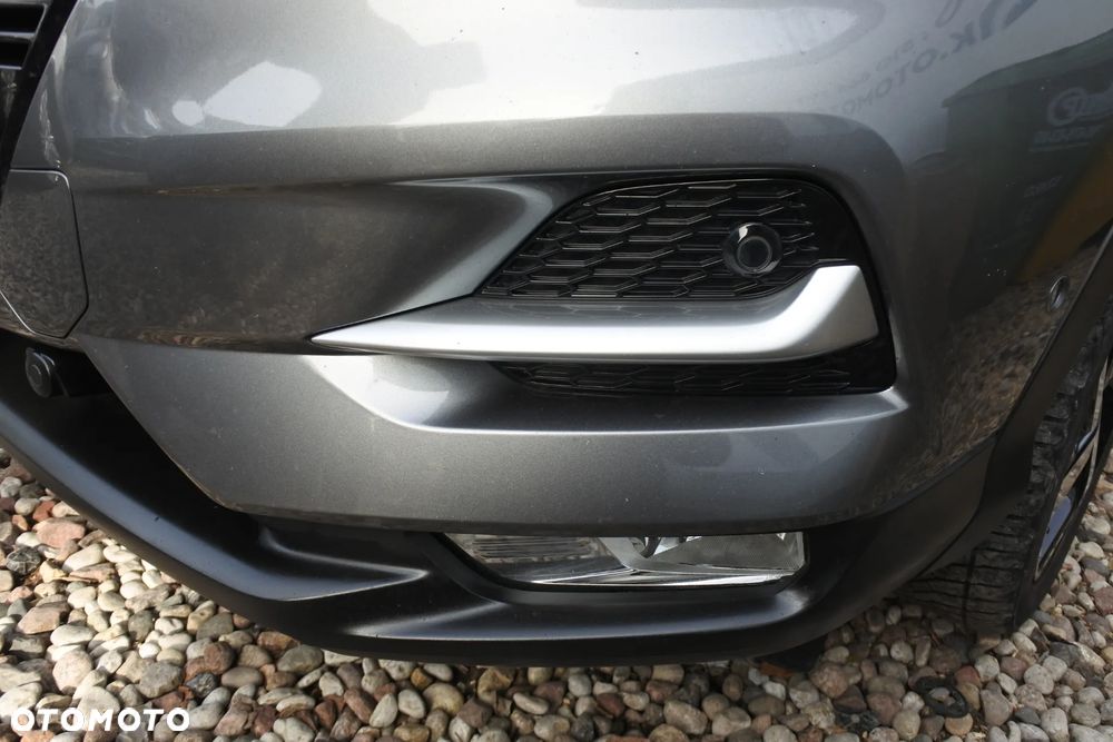 Nissan Qashqai 1.2 DIG-T TEKNA+ - 32