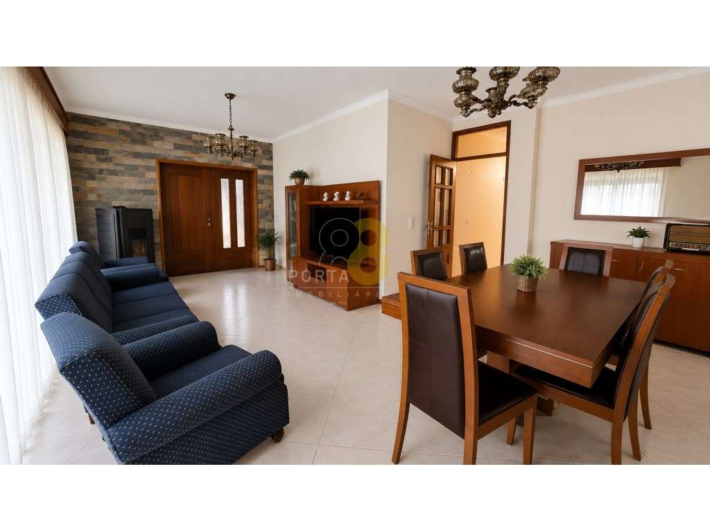 Moradia de 4 Frentes | 320 m² de Construção | Terreno com 496 m² | ... - Grande imagem: 3/21