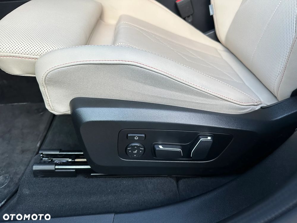 BMW X3 xDrive20d mHEV - 11