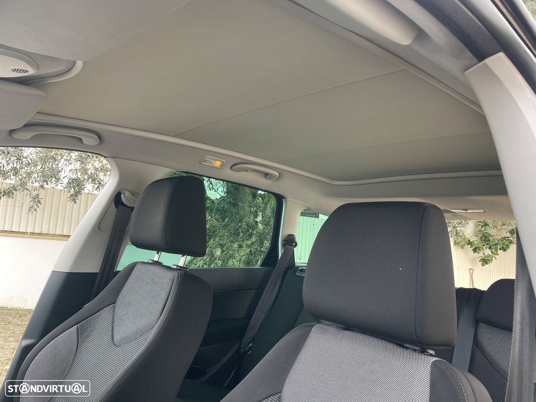 Peugeot 308 SW 1.6 HDi Active - 20
