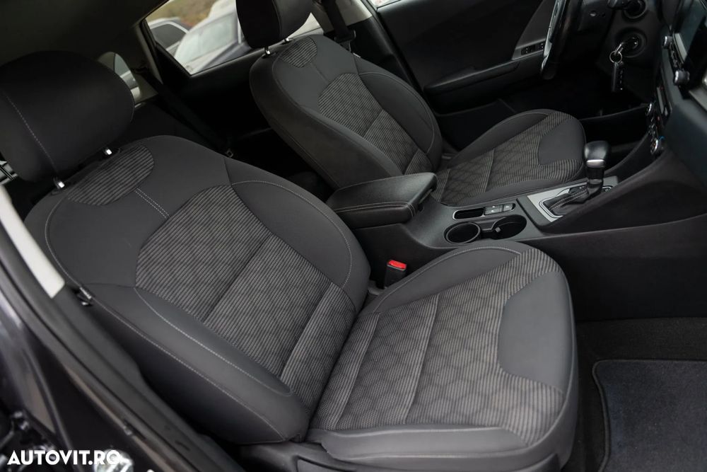 Kia Niro 1.6 GDI 2WD Aut. Spirit - 23