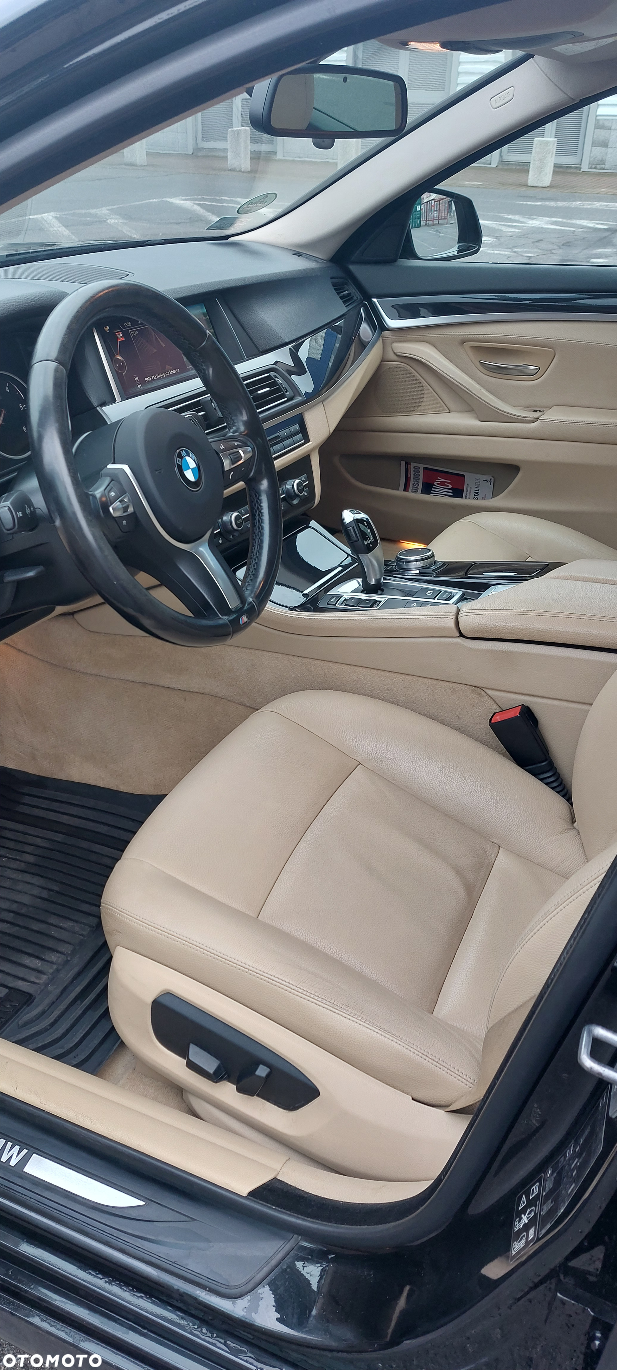 BMW Seria 5 520d xDrive - 7
