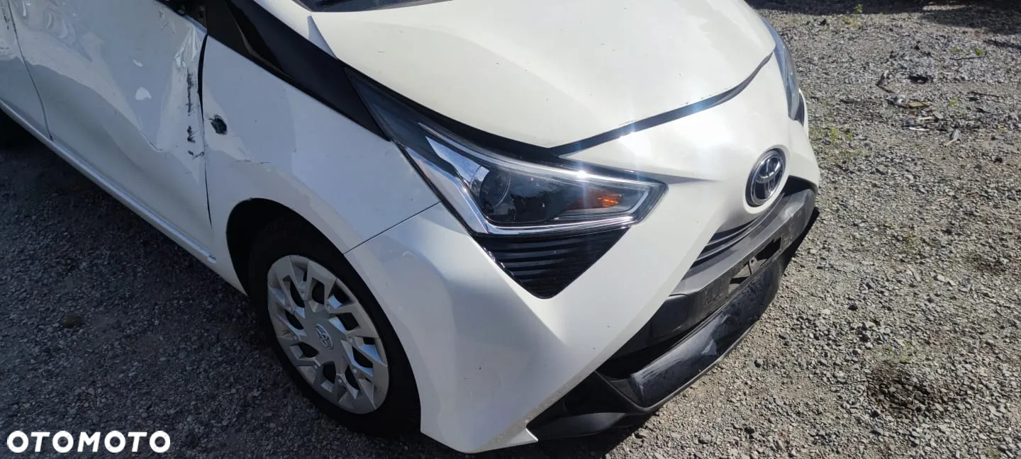 Toyota Aygo 1.0 b-gaz 2019r cały na cześci kolor 086 - 4