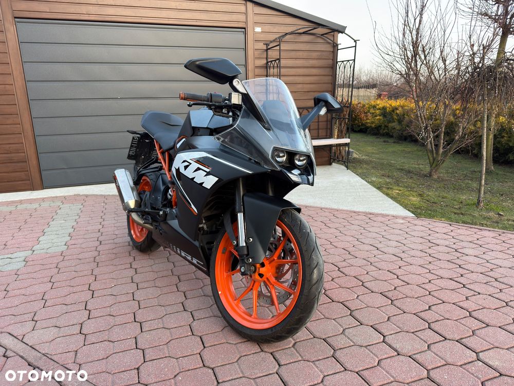 KTM RC 125 - 8