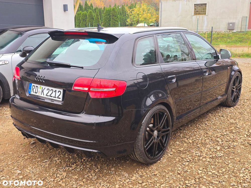 Audi A3 Sportback 2.0 TDI S line Sportpaket plus - 4