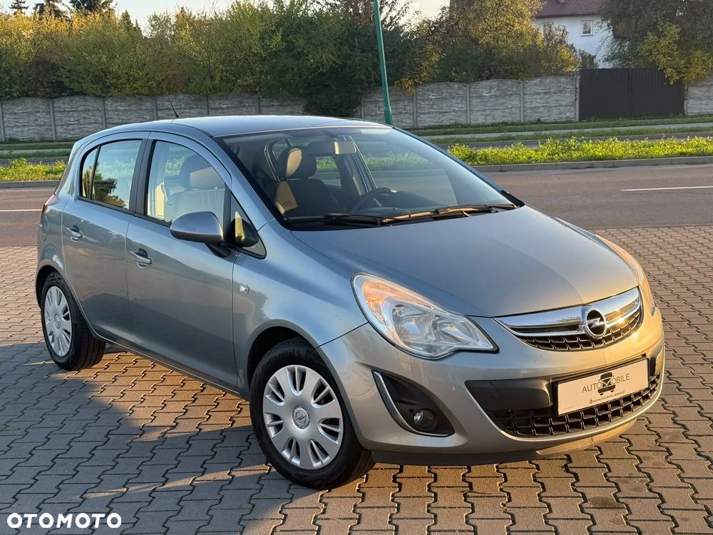 Opel Corsa 2012 photo 3