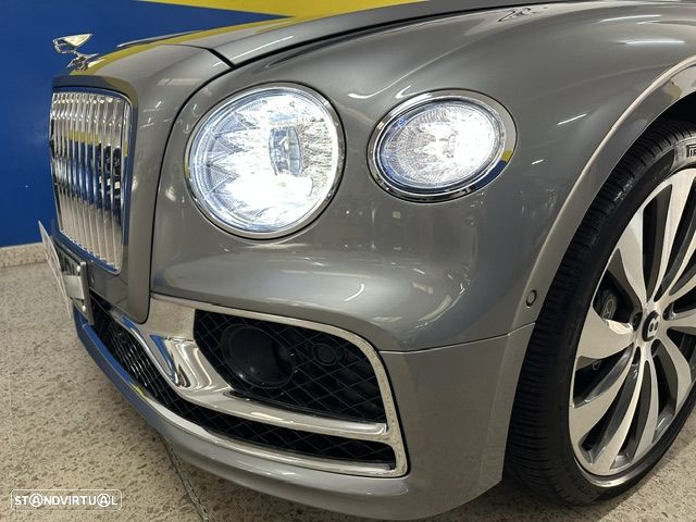 Bentley Flying Spur W12 - 37