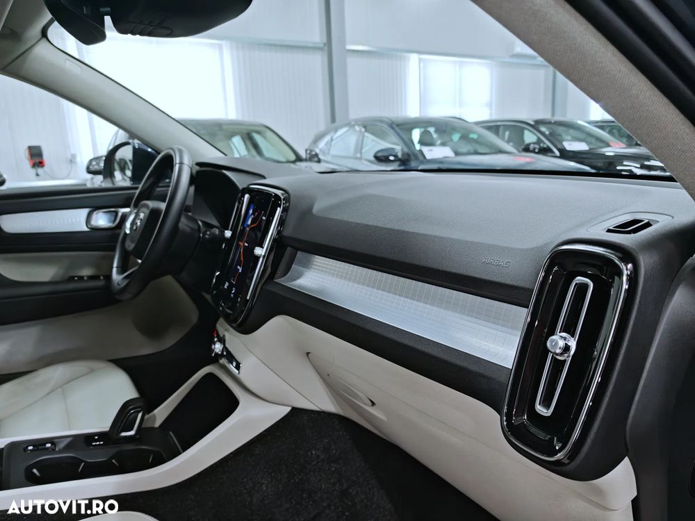 Volvo XC 40 T4 Recharge DKG Inscription Expression - 11
