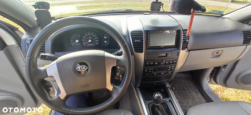 Kia Sorento 2.5 CRDi (air) - 9