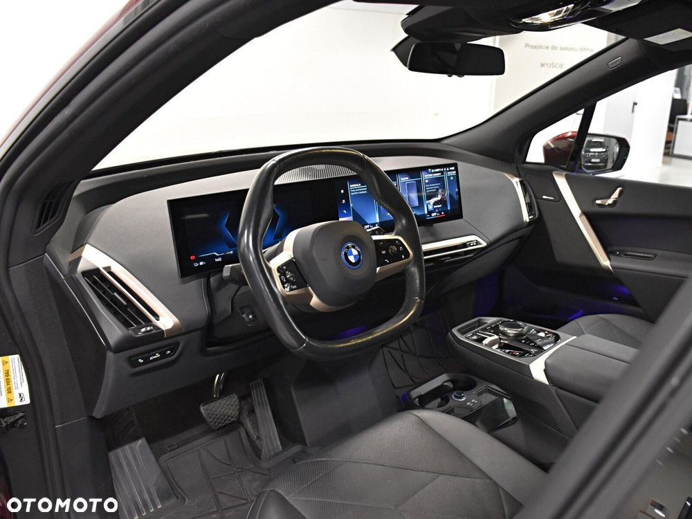 BMW iX xDrive40 76.6kWh Signature - 10