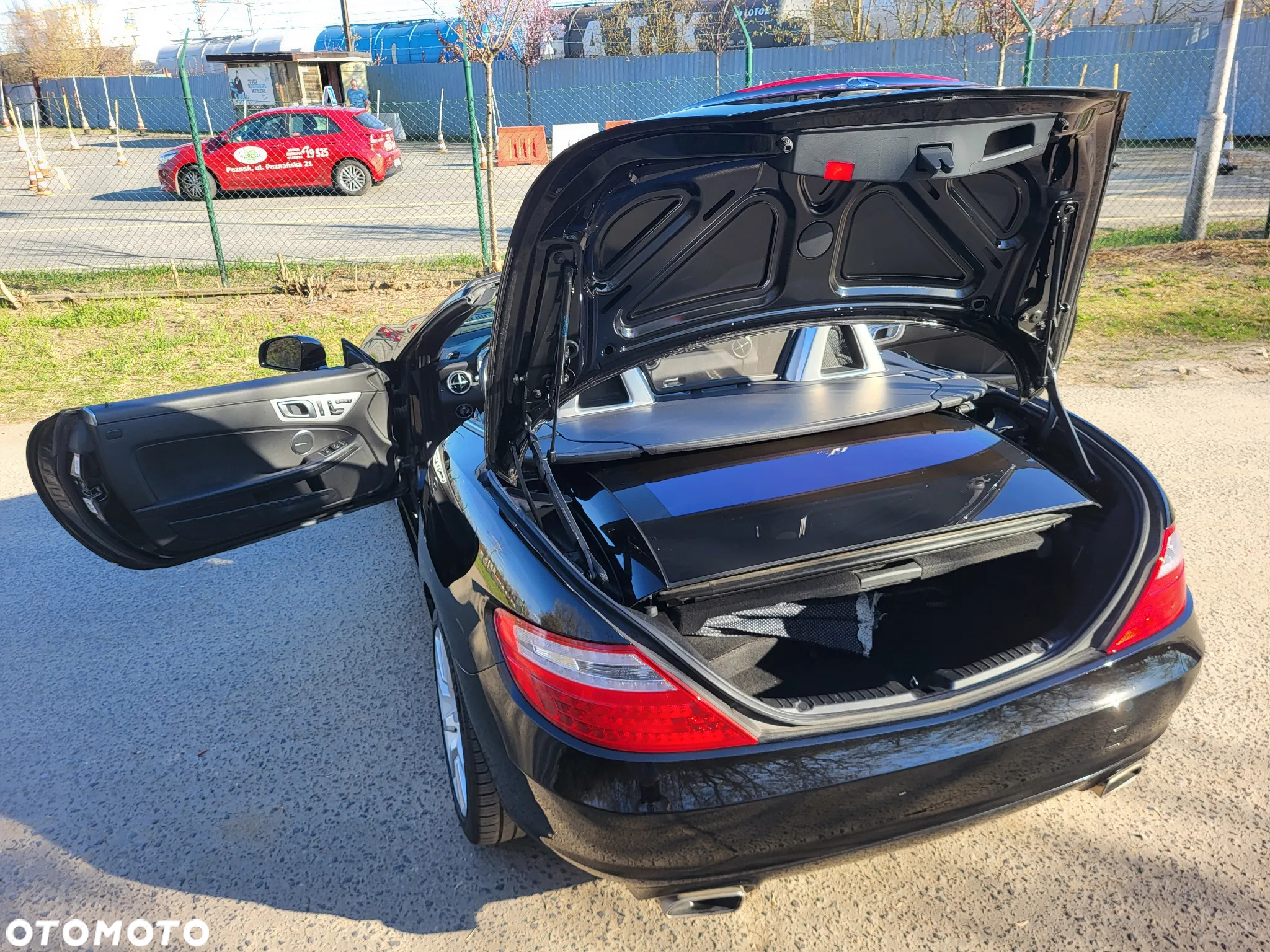 Mercedes-Benz SLC 300 9G-Tronic - 16