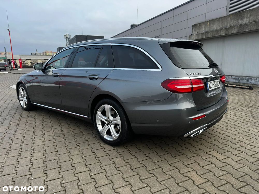 Mercedes-Benz Klasa E 220 d 9G-TRONIC - 7