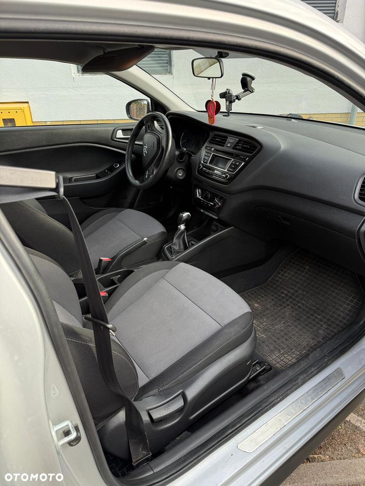 Hyundai i20 1.25 Classic + - 7