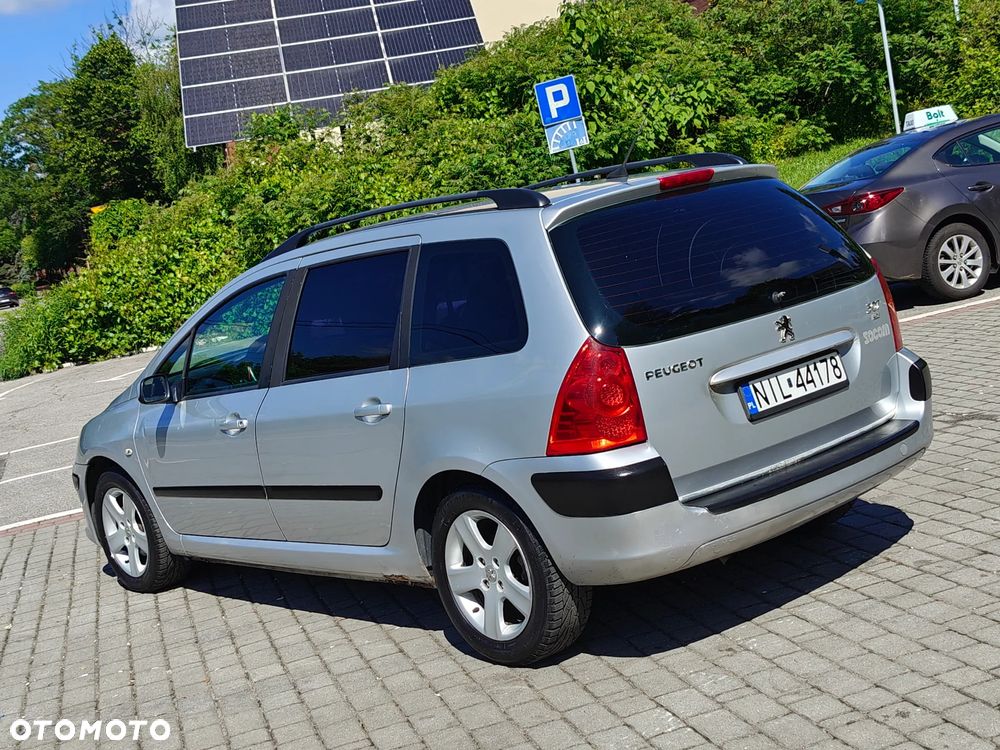 Peugeot 307 HDi SW 110 Tendance - 15