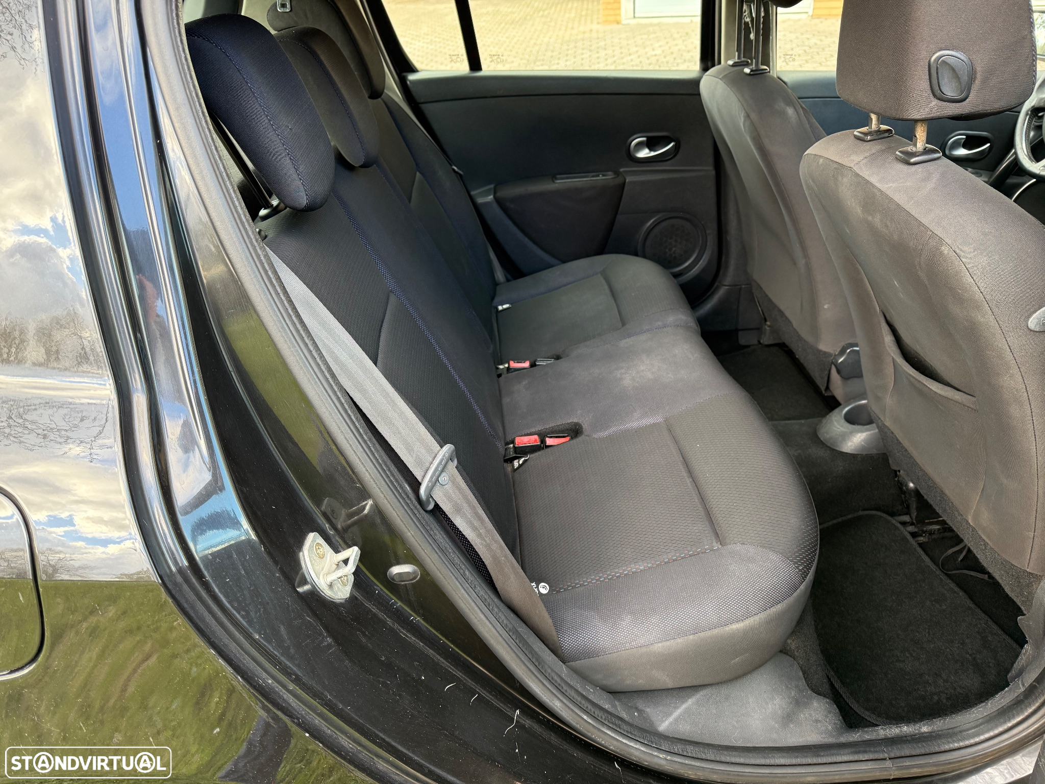 Renault Clio 1.2 Pack Authentique - 16