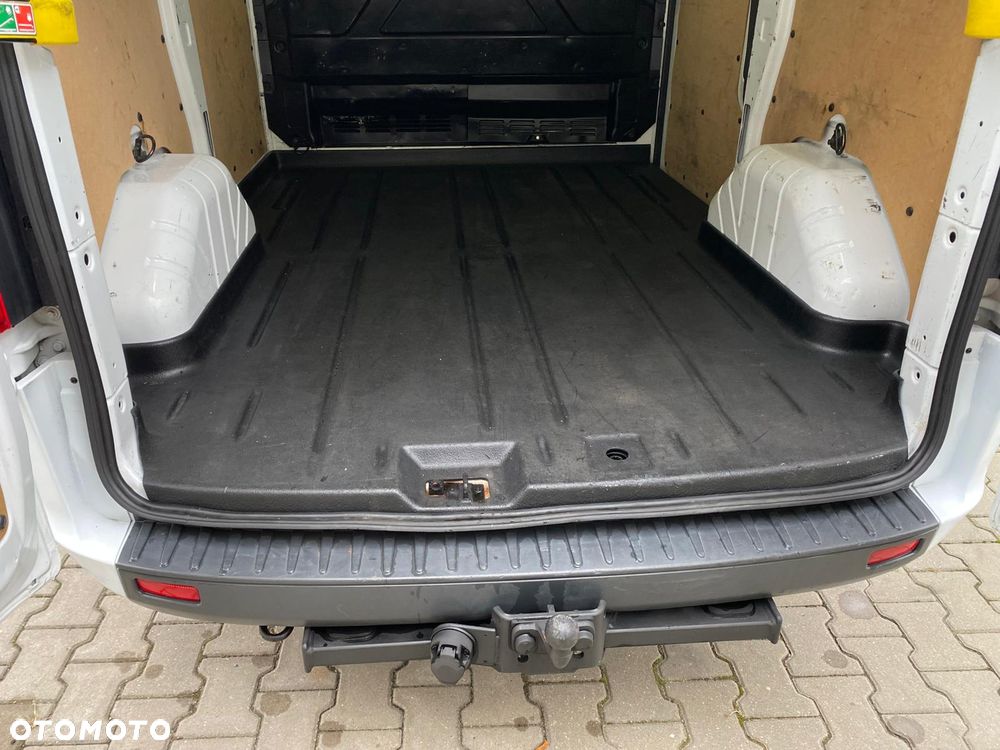 Ford TRANSIT CUSTOM - 25