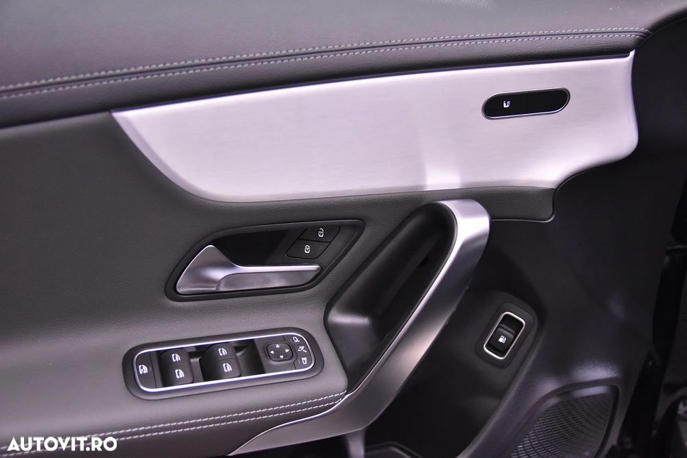 Mercedes-Benz CLA 250 e 8G-DCT - 16