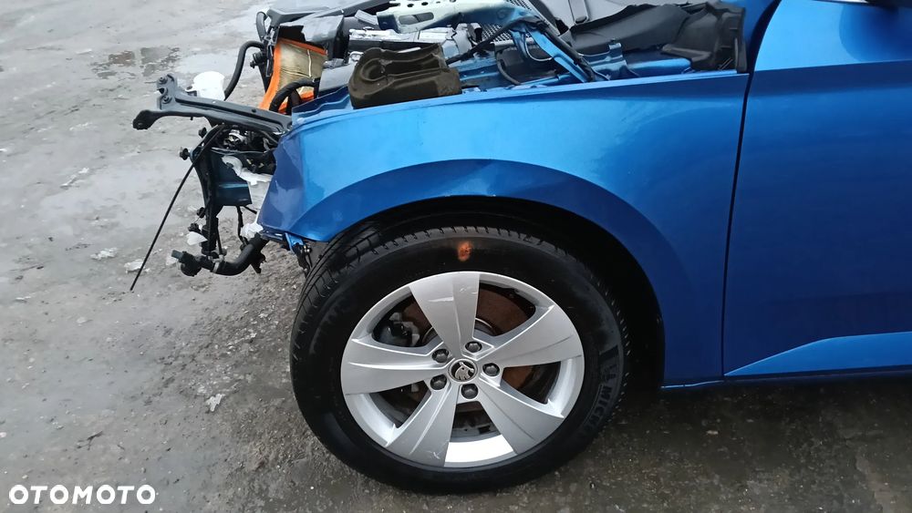 Skoda Superb 1.5 TSI ACT DSG Sportline - 32