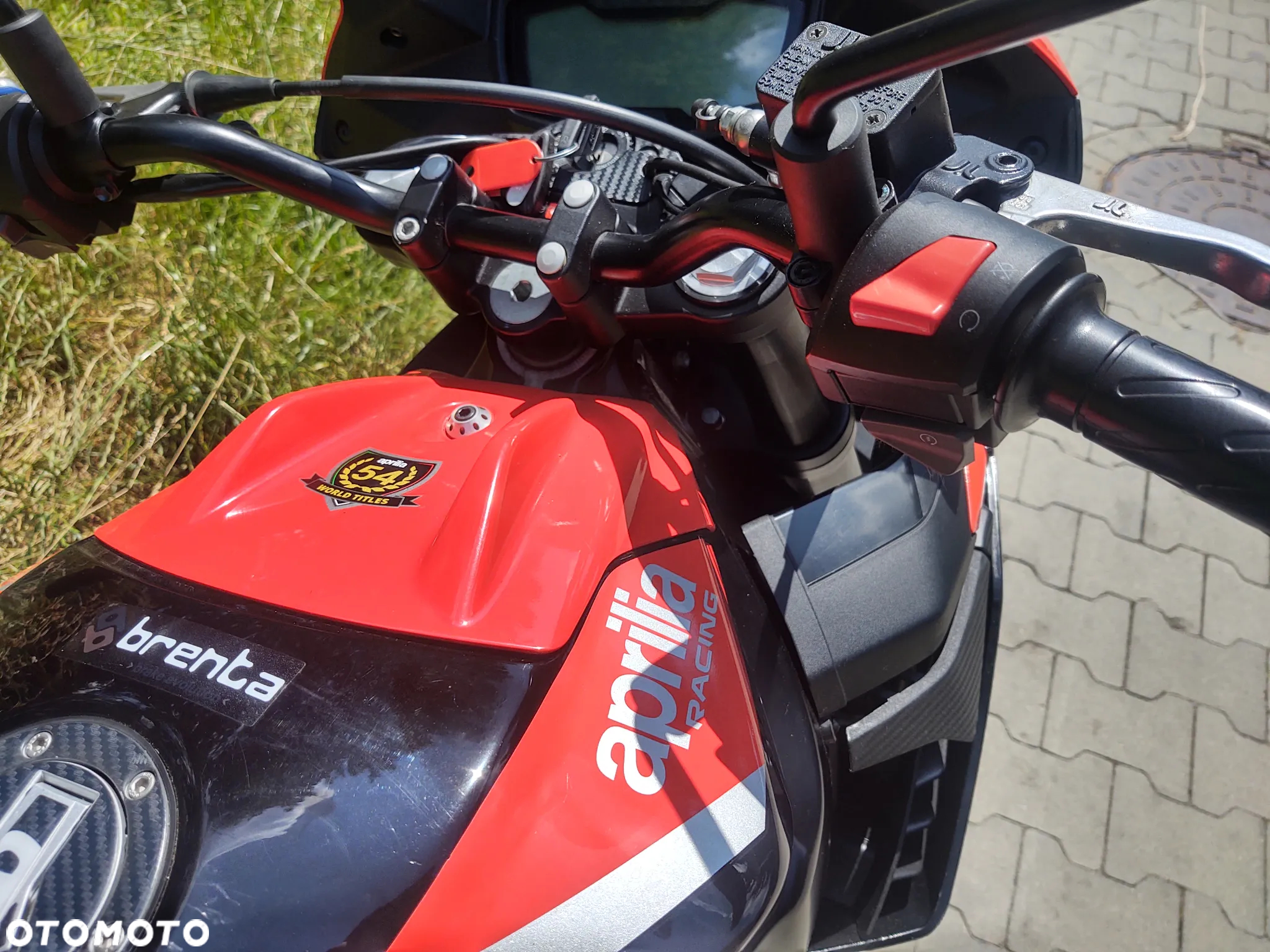 Aprilia Tuono - 11