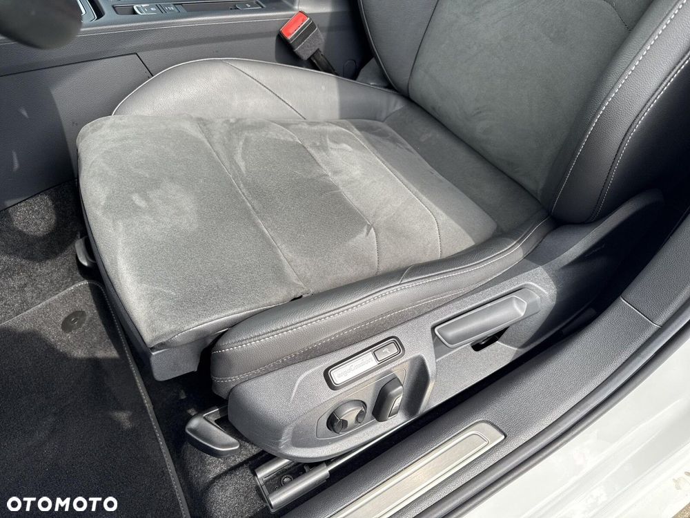 Volkswagen Arteon 2.0 TSI R-Line DSG - 13