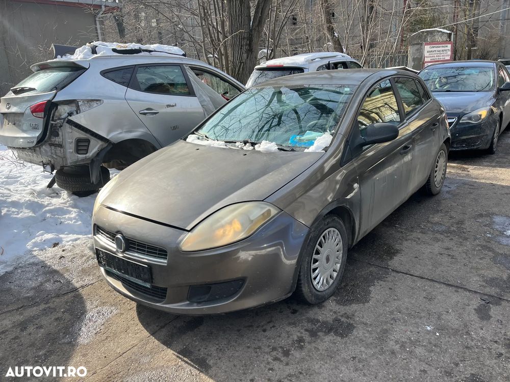Dezmembrez Fiat Bravo II 2008 benzina bej auriu - 1