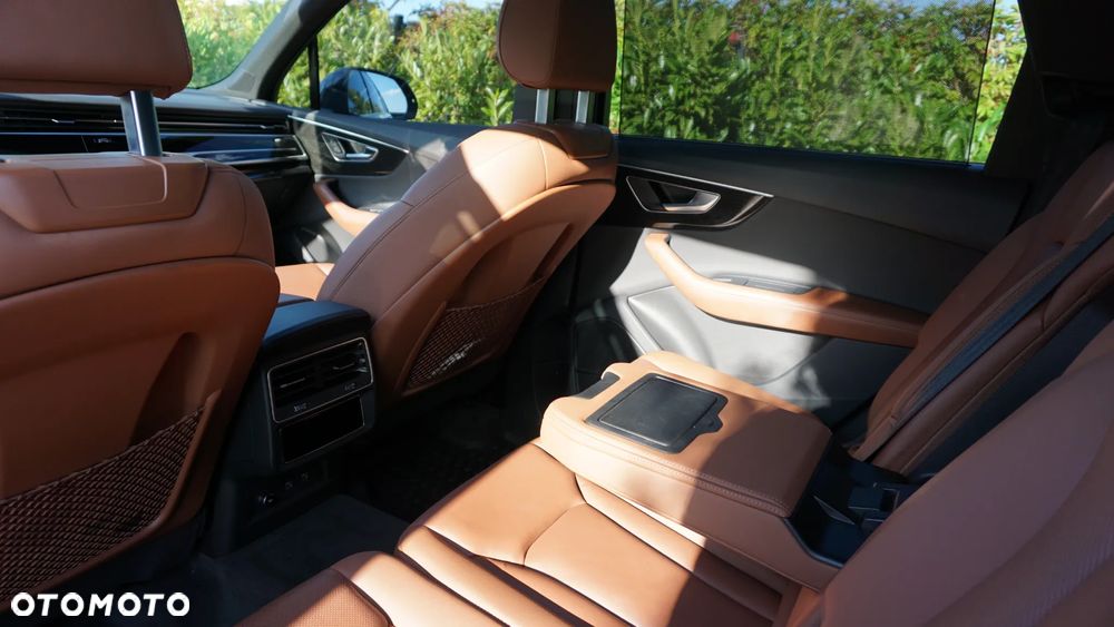 Audi Q7 55 TFSI quattro tiptronic - 25