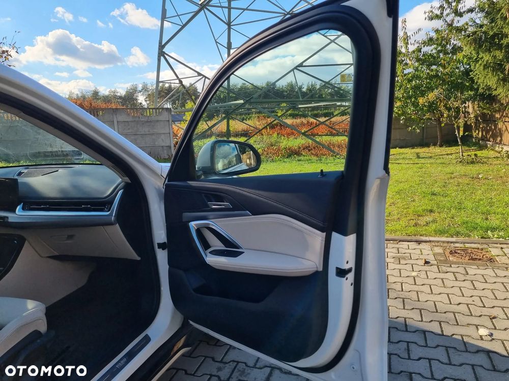 BMW X1 sDrive18i xLine - 31