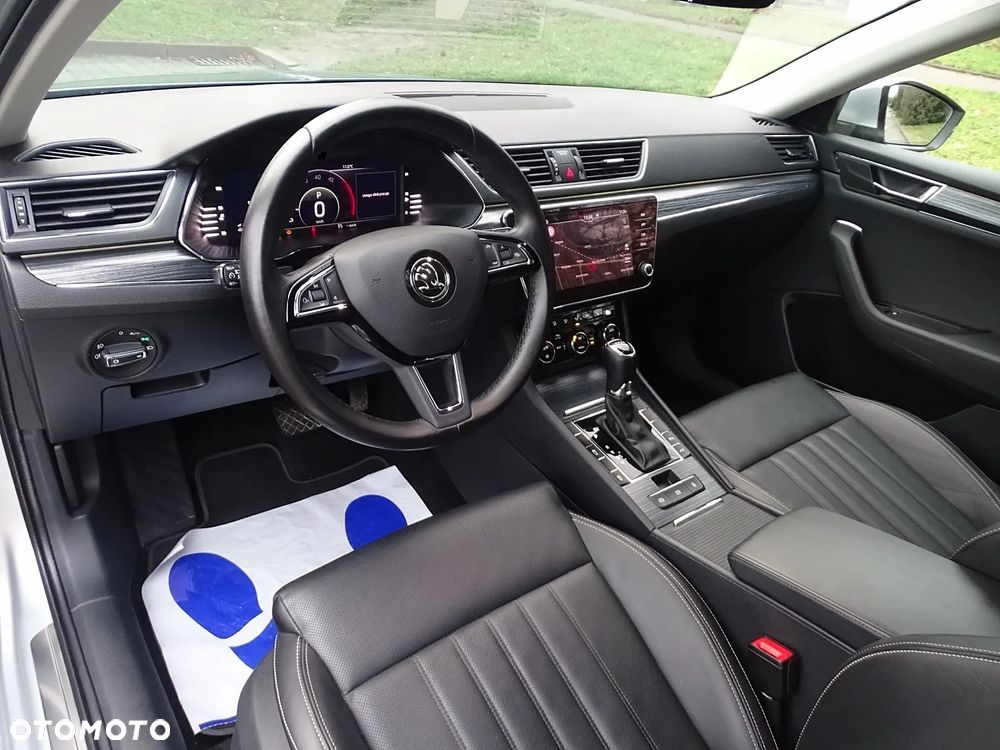 Skoda Superb 2.0 TDI SCR Style DSG - 14